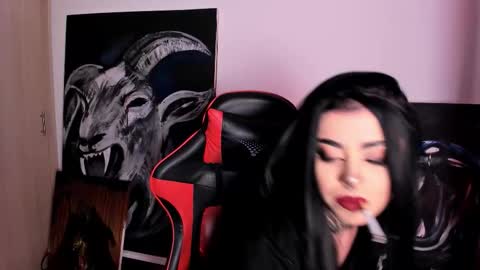 Snapshot of laurenrousexx chatting on September 16, 12:29 am LAUREN INDEPENDENT MODEL HELP ME REACH 100 LIKES PLS online show from September 16, 12:29 am