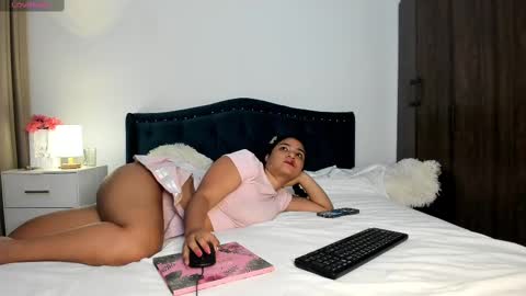 daniela angel     online show from March 7, 2:57 am