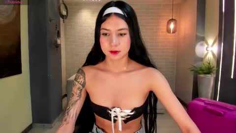 Lau  online show from November 2, 11:19 pm