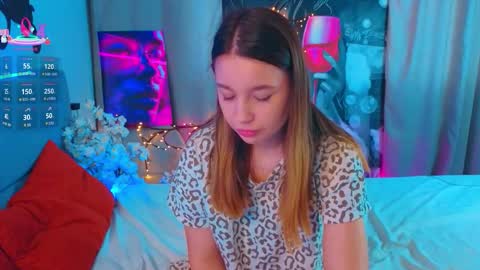 Lola online show from January 9, 8:19 am