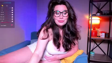 Snapshot of laverna_black chatting on October 13, 1:52 am Laverna online show from October 13, 1:52 am