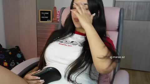 Mara online show from February 20, 7:41 pm