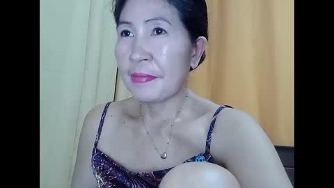 Snapshot of lavine1983 chatting on September 15, 3:48 am lavine1983 online show from September 15, 3:48 am