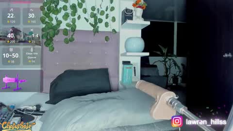 lawrenhills online show from September 17, 2:53 am