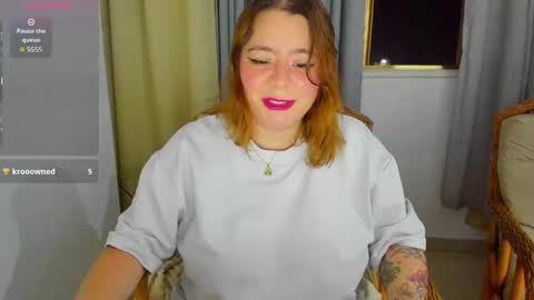 laylaah online show from April 18, 12:02 am