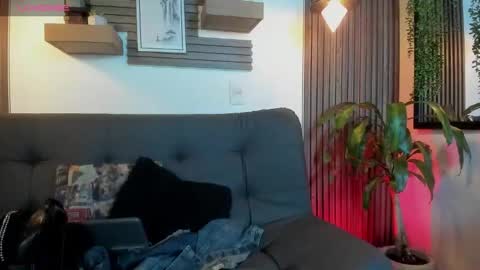 Layla online show from October 12, 11:07 pm