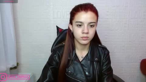 Layla online show from March 2, 1:09 pm