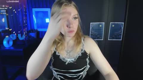 layla_glam online show from September 28, 5:47 am