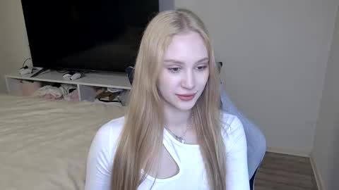 LaylaPretty001 online show from March 16, 5:32 am
