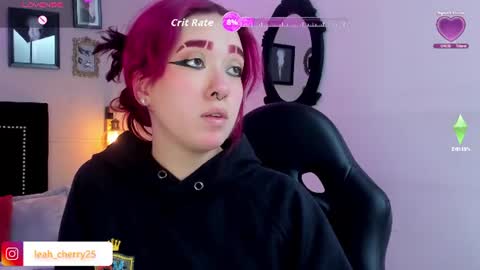 Leah online show from July 9, 9:50 pm
