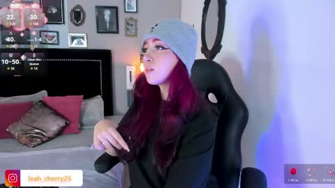 Leah online show from April 29, 2:48 am