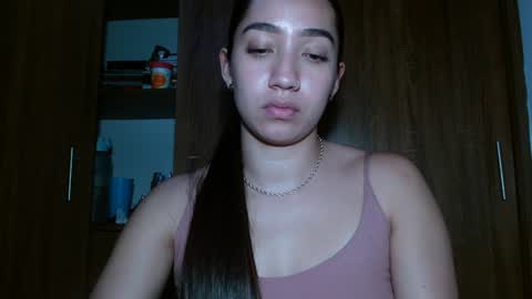 Snapshot of leanaalhub chatting on December 19, 4:56 am leanaalhub online show from December 19, 4:56 am