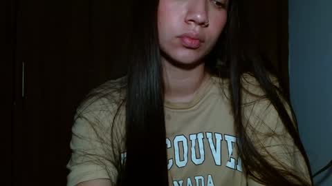 Snapshot of leanaalhub chatting on December 10, 4:34 am leanaalhub online show from December 10, 4:34 am