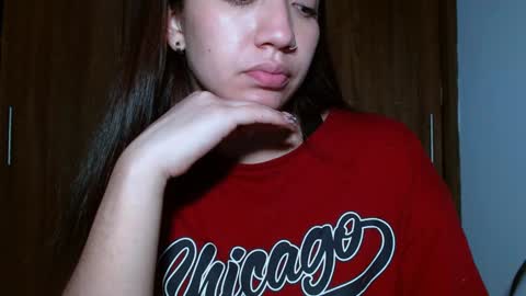 Snapshot of leanaalhub chatting on December 21, 6:09 am leanaalhub online show from December 21, 6:09 am