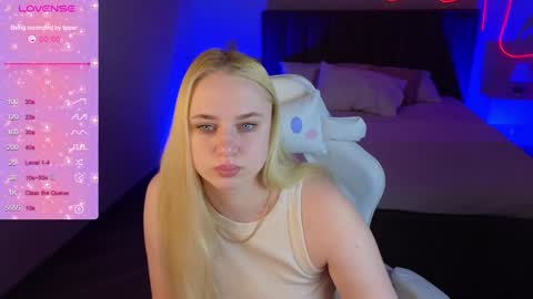 Leana Love online show from December 31, 1:15 am