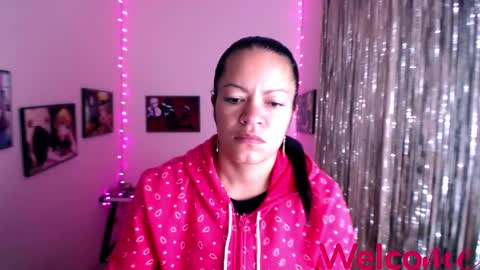 Snapshot of leandra_sex chatting on February 3, 12:14 pm Leandra online show from February 3, 12:14 pm