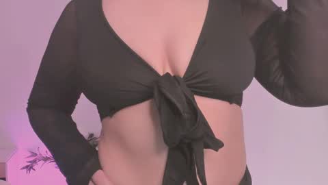 Snapshot of lebelledani chatting on October 16, 5:43 am Dani online show from October 16, 5:43 am