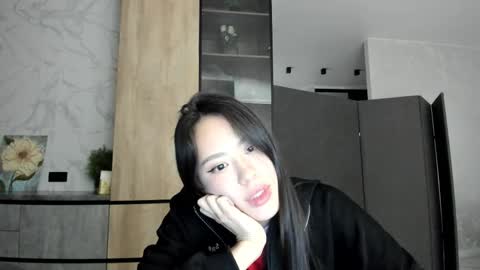 lee_chang online show from December 18, 1:27 pm