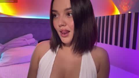 Snapshot of leeamelie chatting on October 11, 4:42 pm Amelie online show from October 11, 4:42 pm