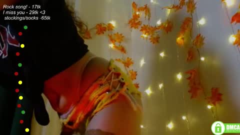 hey Im Leia and I love rock  online show from October 5, 7:30 pm