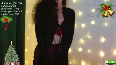 hey Im Leia and I love rock  online show from December 28, 4:52 pm