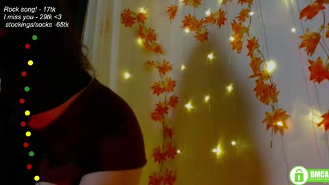 hey Im Leia and I love rock  online show from October 26, 7:31 pm