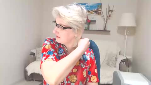 Leila Kinky online show from February 28, 2:53 am