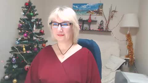 Leila Kinky online show from January 13, 12:35 pm