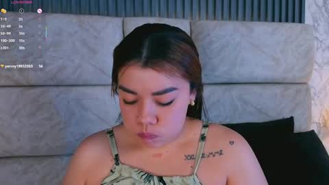 leilapons online show from April 19, 6:21 pm