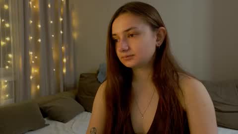 Lelia online show from March 20, 8:03 pm