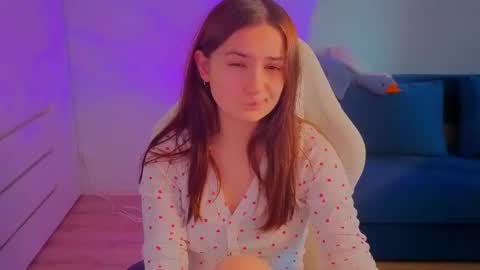 Lelia online show from September 27, 2:13 pm