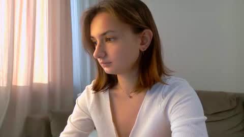 Lelia online show from August 10, 2:26 am