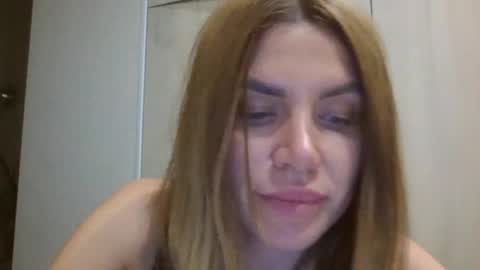 lena6122000 online show from July 15, 7:29 pm