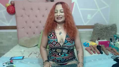 Snapshot of lena_lawson chatting on October 17, 1:31 am lena_lawson online show from October 17, 1:31 am