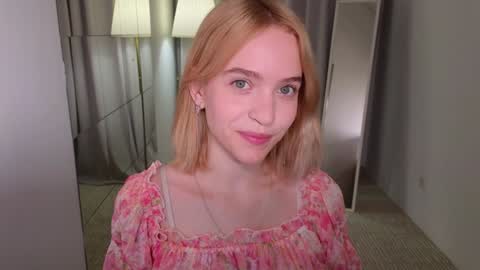  Ashly  online show from December 21, 3:09 pm