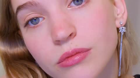  Ashly  online show from December 2, 3:12 pm