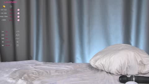 Im Loise online show from December 15, 8:14 pm