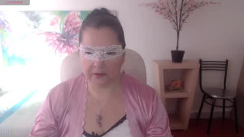 leonela   online show from February 22, 7:21 pm