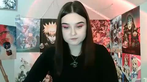 little secret online show from January 31, 8:01 am