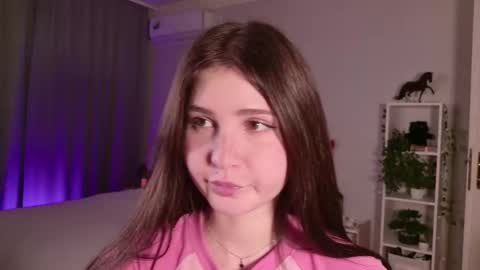 Nicole Moore online show from October 12, 2:41 pm