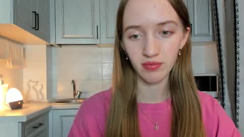  LESLIE   online show from October 29, 8:33 pm