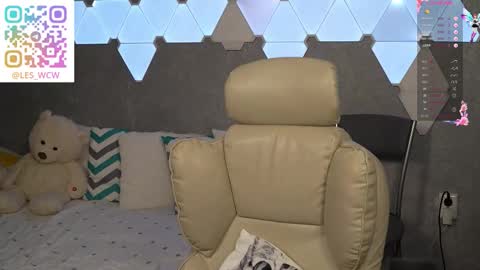 LeslieKorfs online show from January 10, 10:14 pm