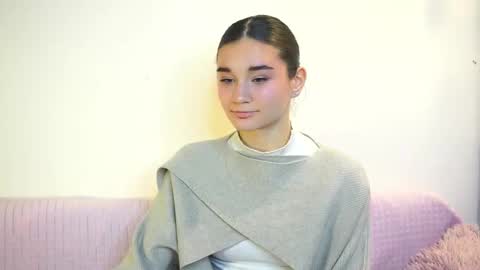 Naomi online show from October 20, 9:07 pm