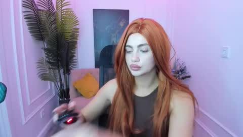 lesliemineg online show from November 3, 12:31 pm