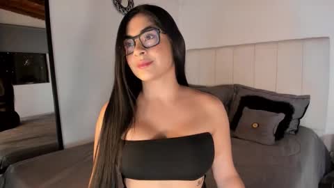 Leticia online show from October 9, 12:37 am