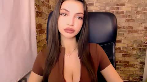 Alexia online show from January 21, 2:37 pm