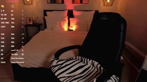 Lexy - Follow me online show from November 23, 7:32 am