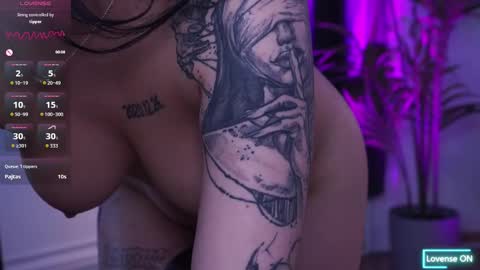 LexiiDarling online show from November 12, 8:18 pm