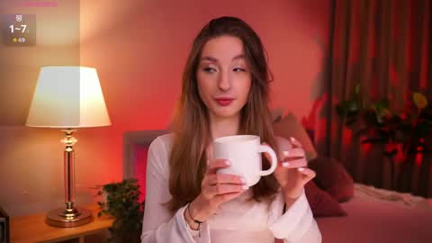 Lexy  online show from April 11, 8:45 pm