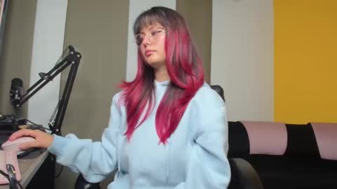 Leydy  online show from April 17, 1:30 am